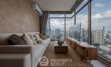For rent 2 bedrooms condo in Watthana, Bangkok