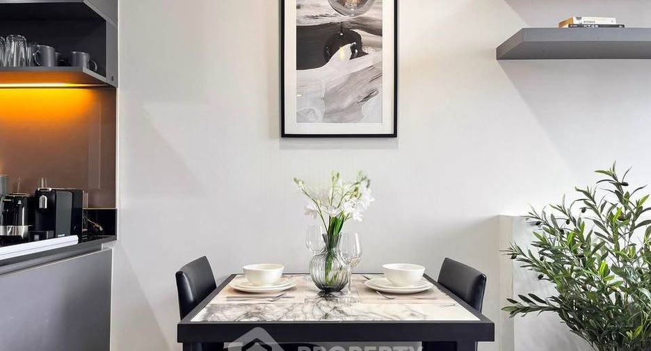 For rent 2 ベッドルーム condo in Khlong San, Bangkok