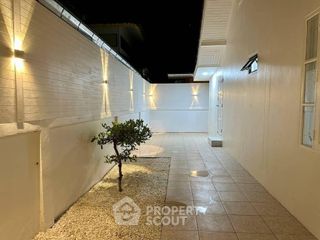 Casa en alquiler de 2 habitaciones en Bang Lamung, Chonburi