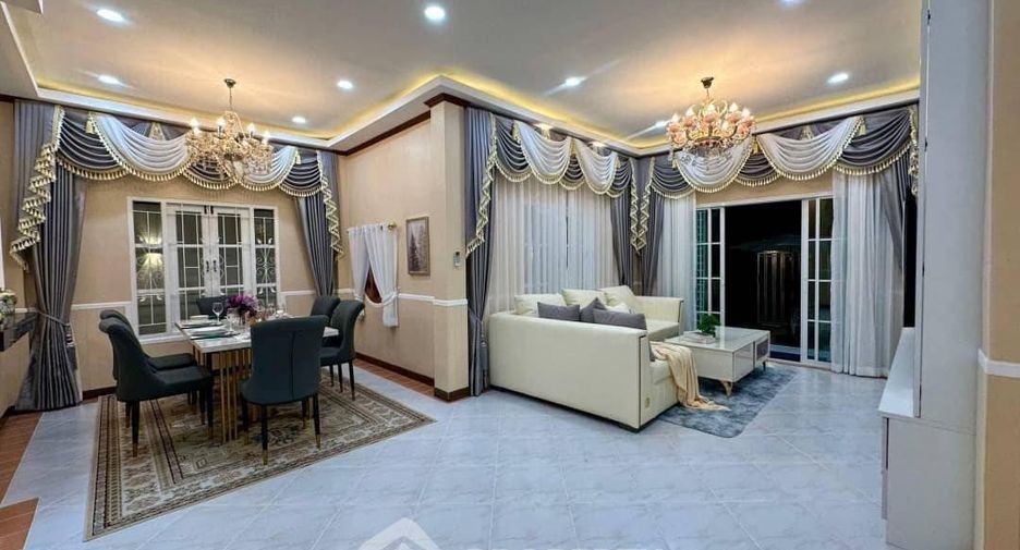 Casa en alquiler de 2 habitaciones en Bang Lamung, Chonburi