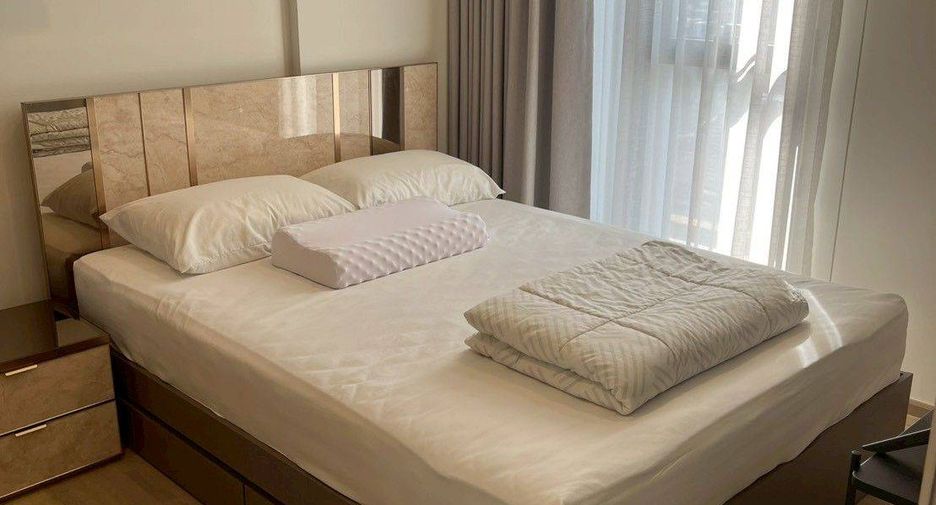 À louer 1 chambre condo à Phra Khanong, Bangkok