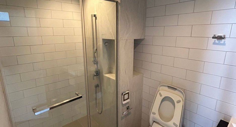 For rent 2 bedrooms condo in Chatuchak, Bangkok