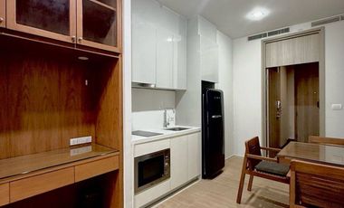 For rent 1 bed condo in Pathum Wan, Bangkok