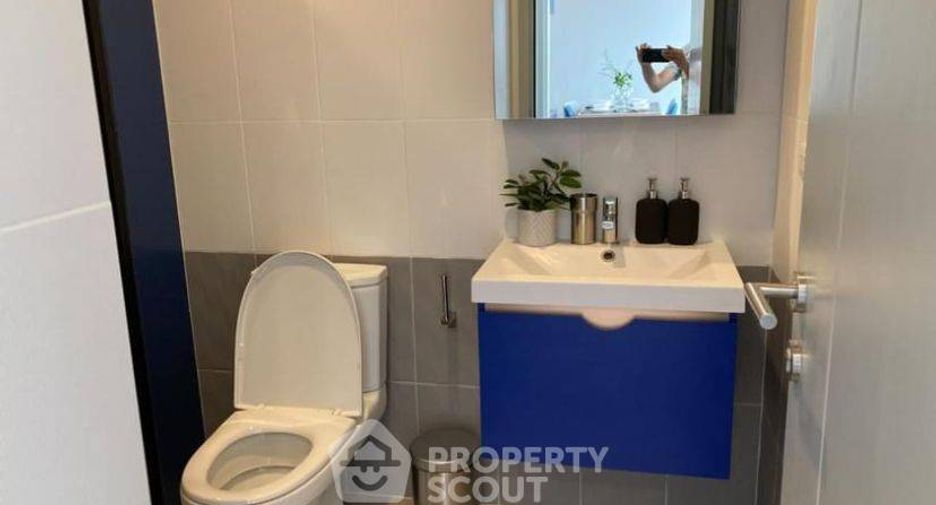 For rent 2 ベッドルーム condo in Watthana, Bangkok
