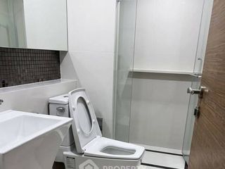 For rent 2 bedrooms condo in Phaya Thai, Bangkok