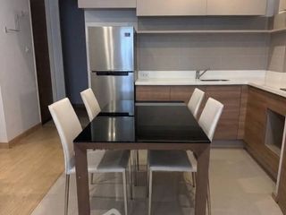 For rent 2 bedrooms condo in Phaya Thai, Bangkok
