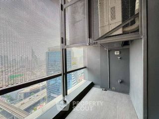For rent 1 bed condo in Sathon, Bangkok