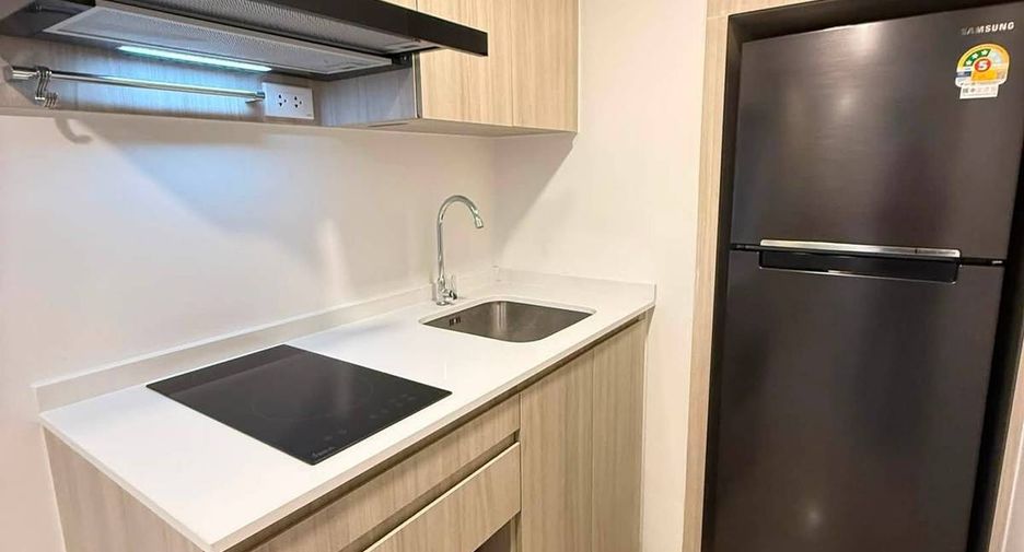 For rent 2 bedrooms condo in Bangkok Noi, Bangkok