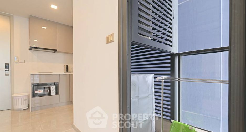 For rent 1 bed condo in Huai Khwang, Bangkok