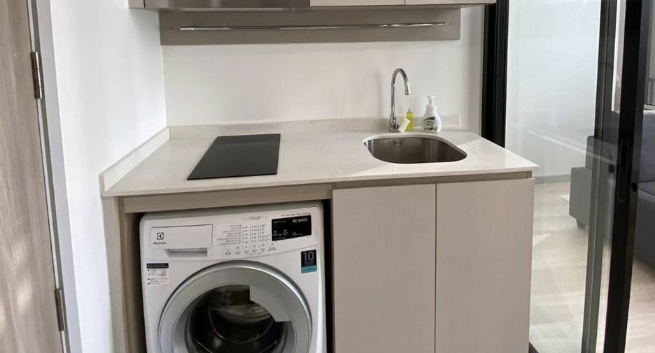 For rent 1 bed condo in Sathon, Bangkok