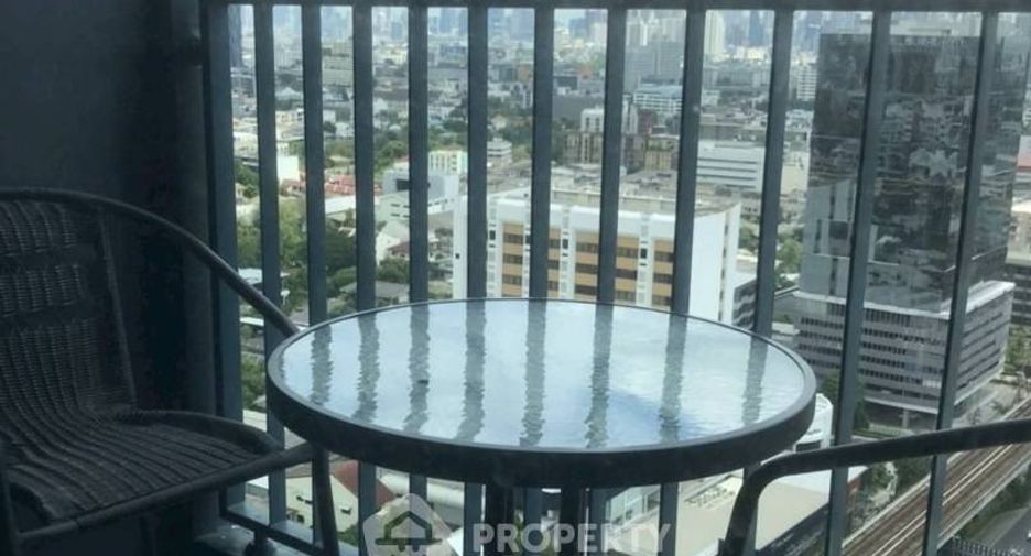 Wohnung zur Miete mit 2 Zimmer in Phra Khanong, Bangkok
