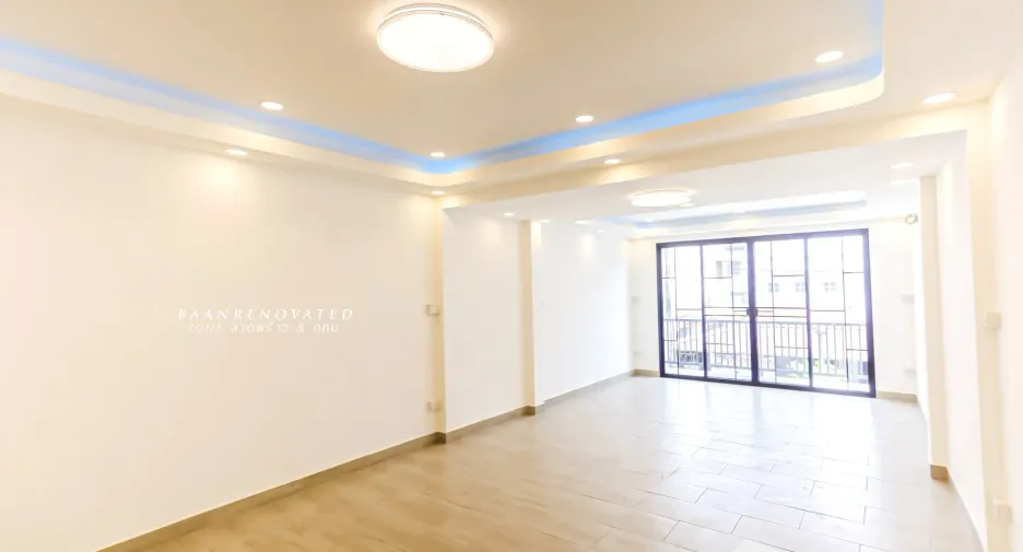 For sale 2 bedrooms townhouse in Lat Phrao, Bangkok