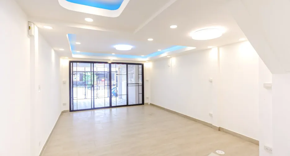 For sale 2 bedrooms townhouse in Lat Phrao, Bangkok