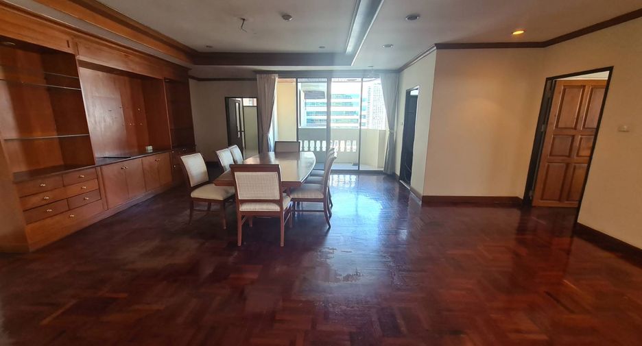 ให้เช่า 4 ห้องนอน คอนโด ใน วัฒนา, กรุงเทพฯ