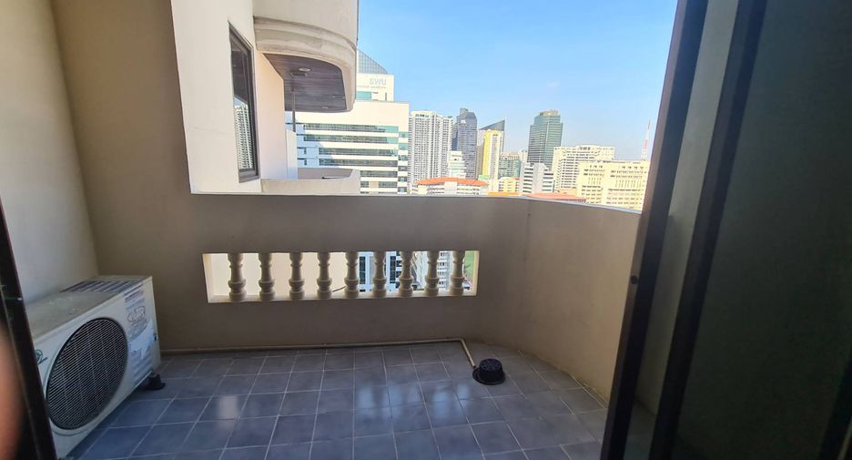 ให้เช่า 4 ห้องนอน คอนโด ใน วัฒนา, กรุงเทพฯ