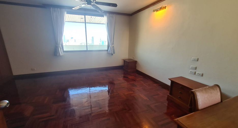 ให้เช่า 4 ห้องนอน คอนโด ใน วัฒนา, กรุงเทพฯ