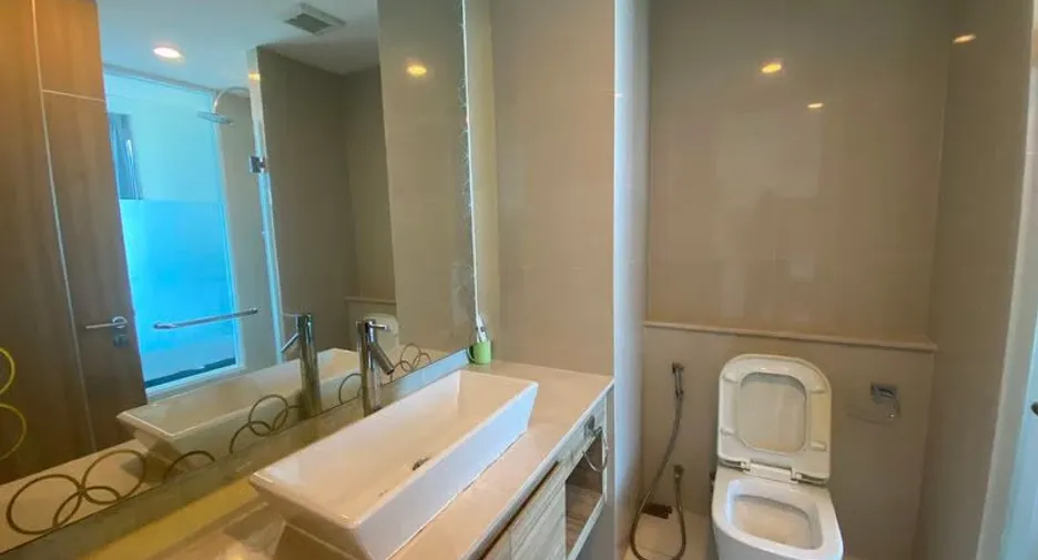 For sale studio condo in Bang Lamung, Chonburi