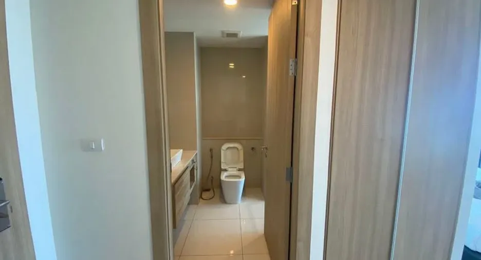 For sale studio condo in Bang Lamung, Chonburi