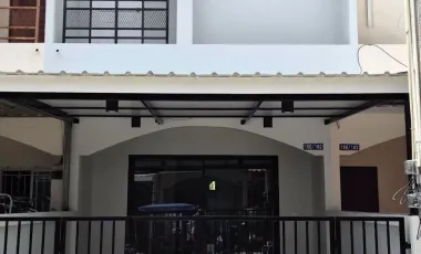 For sale 2 bedrooms townhouse in Bang Lamung, Chonburi