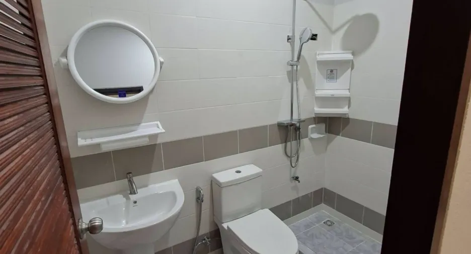 For sale 2 bedrooms townhouse in Bang Lamung, Chonburi