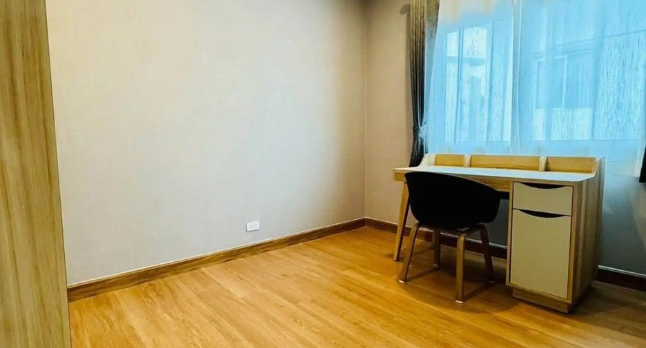 Haus zur Miete mit 3 Zimmer in Mueang Phuket, Phuket