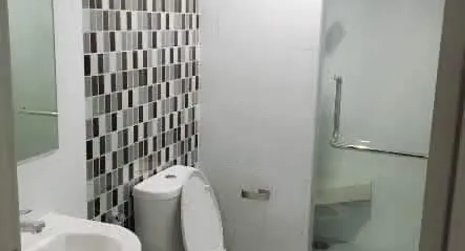 Condo en alquiler de 1 habitaciones en Mueang Samut Prakan, Samut Prakan