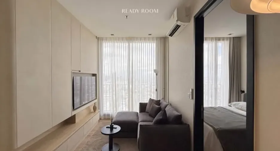 For rent 1 bed condo in Phaya Thai, Bangkok