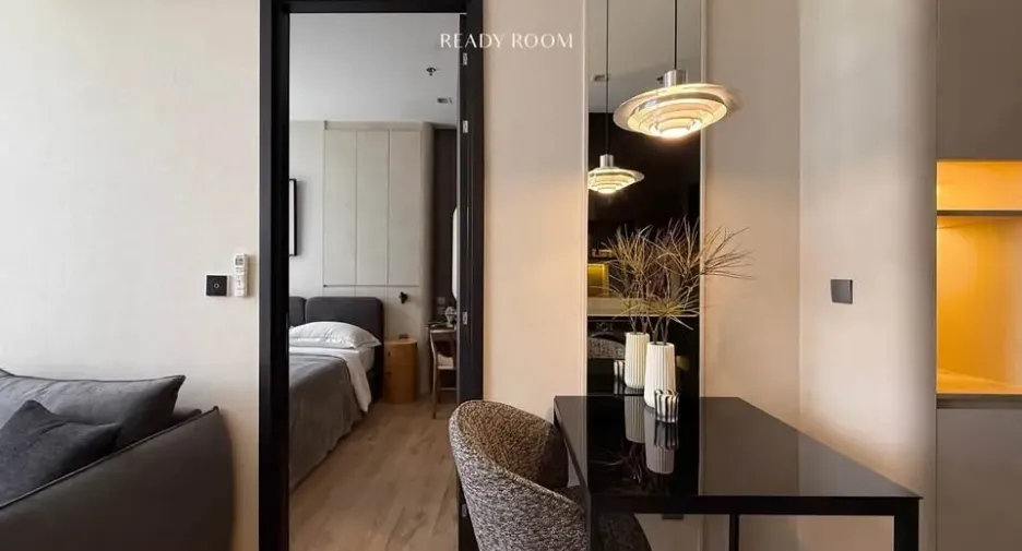 For rent 1 bed condo in Phaya Thai, Bangkok