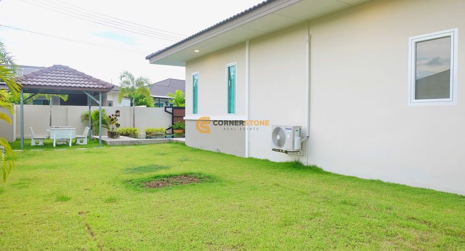 For rent 3 bedrooms house in Huay Yai, Pattaya