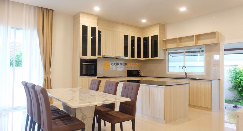 For rent 3 bedrooms house in Huay Yai, Pattaya