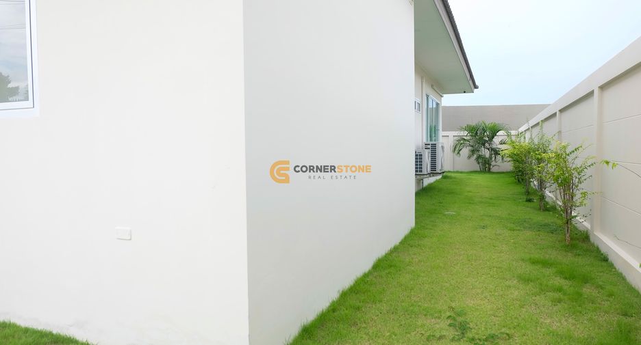 For rent 3 bedrooms house in Huay Yai, Pattaya