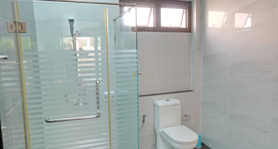 For rent 3 bedrooms house in Huay Yai, Pattaya