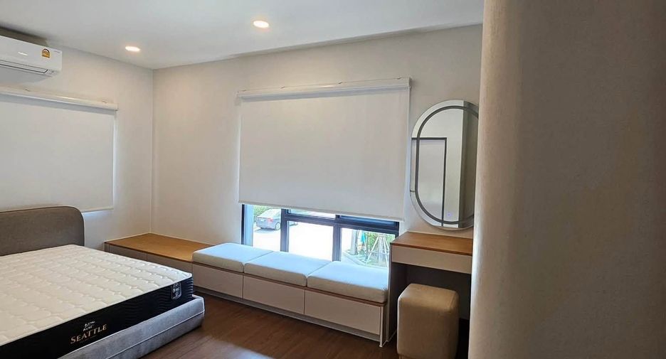 For sale and for rent 5 bedrooms house in Bang Phli, Samut Prakan