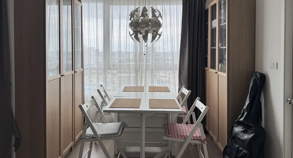 Condo en venta de 2 habitaciones en Thon Buri, Bangkok