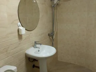 À louer studio condo à Bang Rak, Bangkok