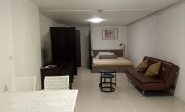 For rent studio condo in Bang Rak, Bangkok