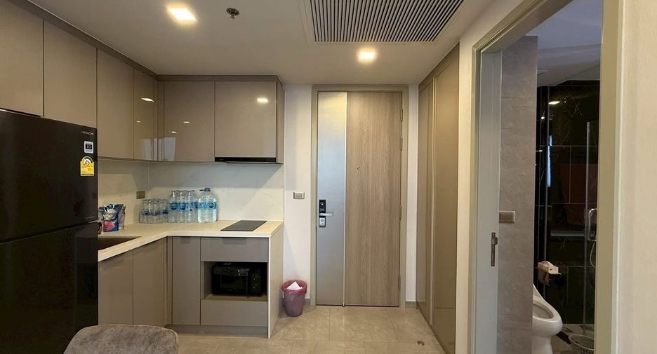 À louer 1 chambre condo à Huai Khwang, Bangkok