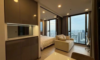 À louer 1 chambre condo à Huai Khwang, Bangkok
