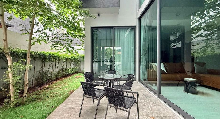 For rent 4 bedrooms house in Suan Luang, Bangkok