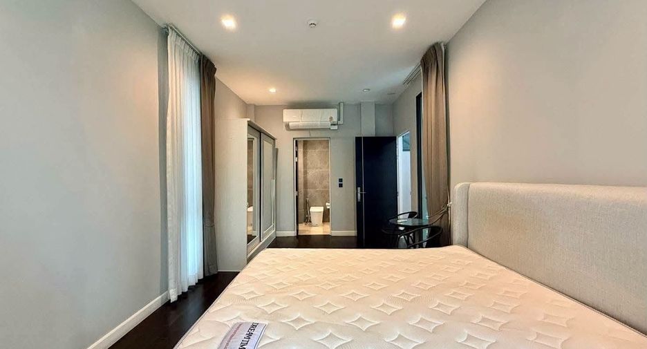For rent 4 bedrooms house in Suan Luang, Bangkok