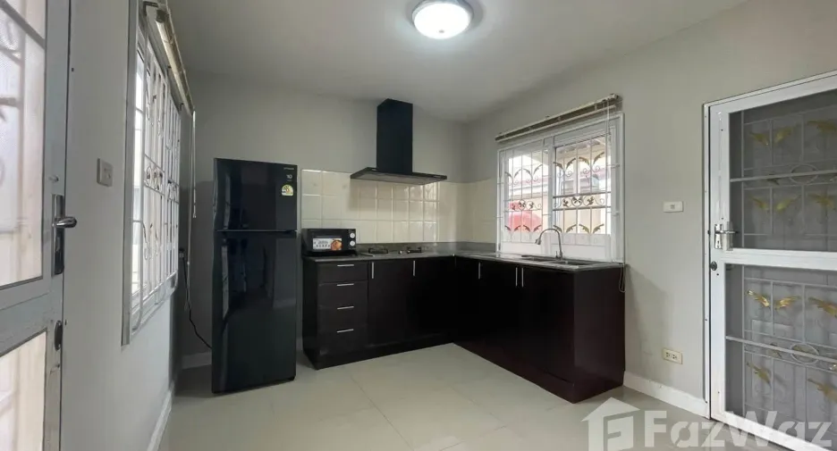 For rent 3 bedrooms house in San Sai, Chiang Mai