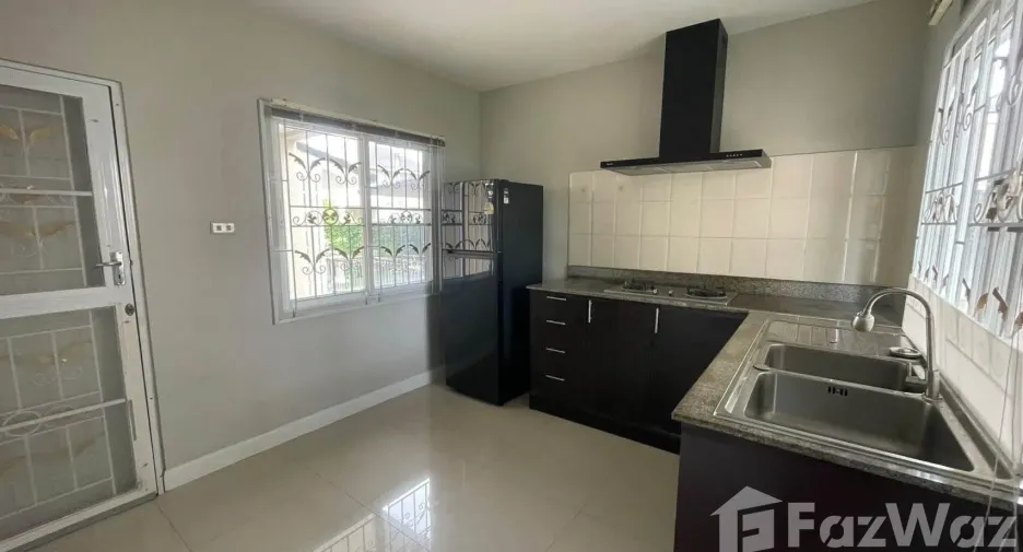For rent 3 bedrooms house in San Sai, Chiang Mai