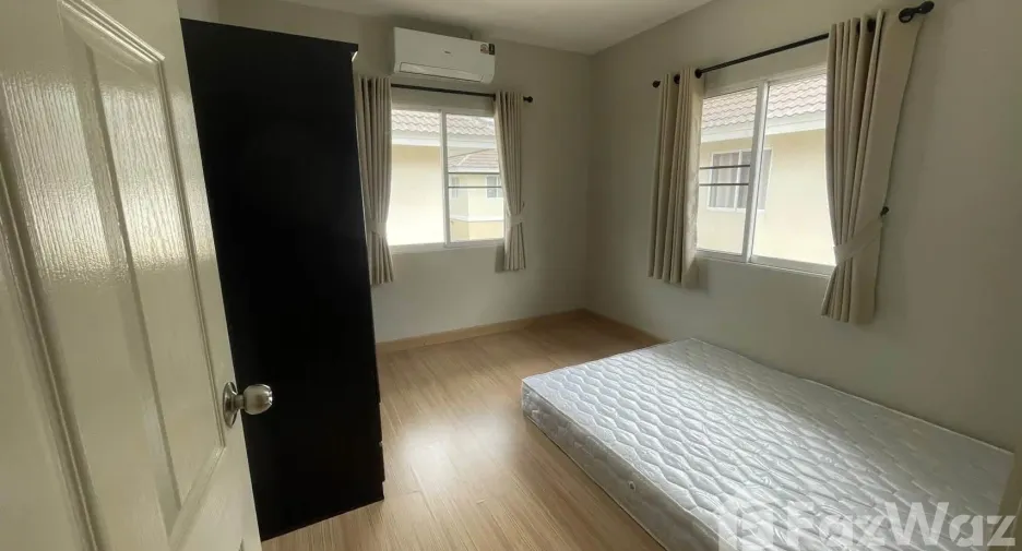 For rent 3 bedrooms house in San Sai, Chiang Mai