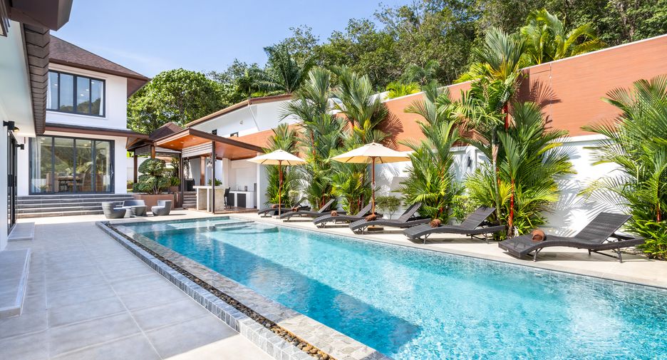 For sale 5 bedrooms villa in Mueang Phuket, Phuket