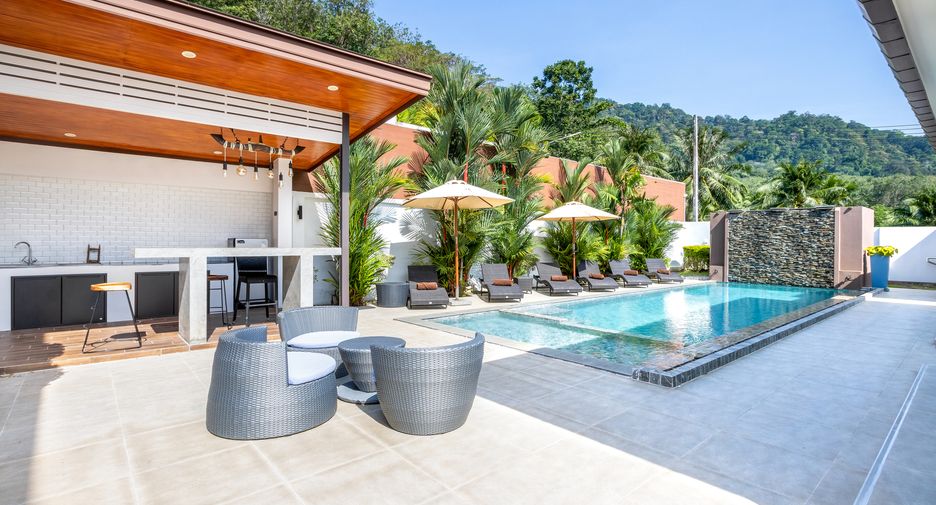For sale 5 bedrooms villa in Mueang Phuket, Phuket
