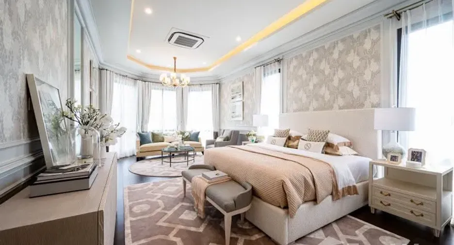 For rent 5 bedrooms house in Bang Kapi, Bangkok