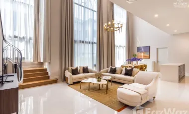 For rent 4 bedrooms house in Bang Kapi, Bangkok