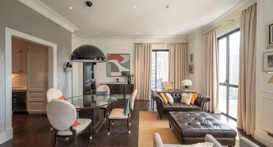 For rent 2 bedrooms condo in Pathum Wan, Bangkok