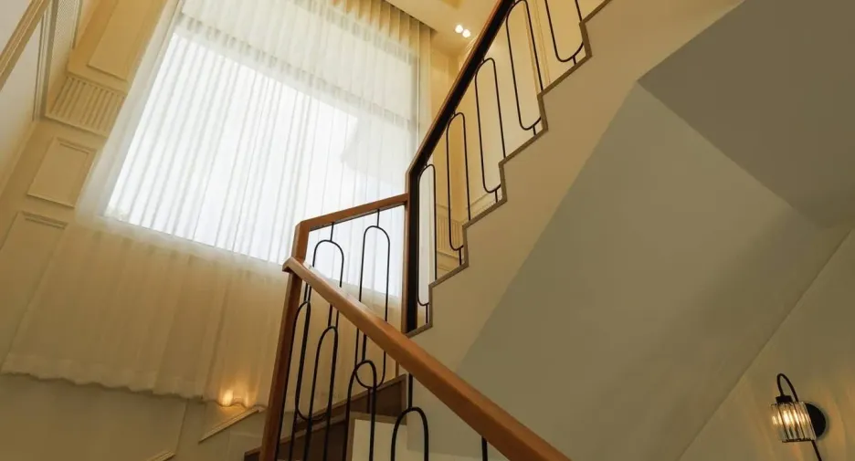 Villa zum Kauf mit 6 Zimmer in Saraphi, Chiang Mai