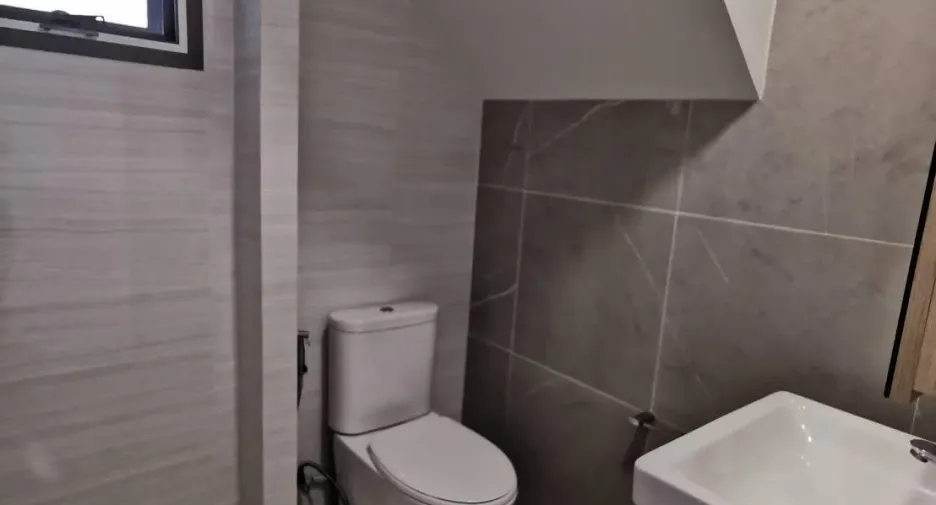 For rent 4 bedrooms house in Lat Krabang, Bangkok